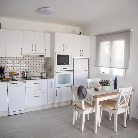 Estrella De Mar - Shared Pool קוסטה טגוויסה